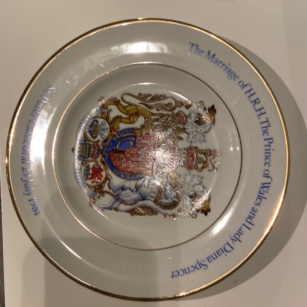 Charles and Princess Diana wedding commemorative plate